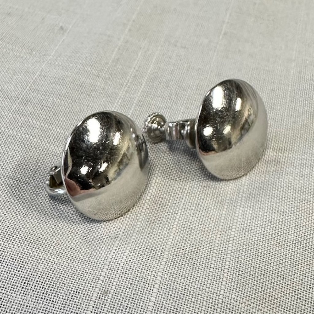 Vintage Napier Silver Tone Button Clip On Earrings 8$